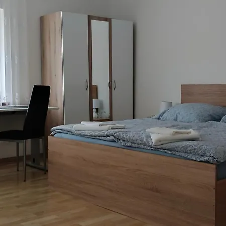 Ring Gaestehaus Проживание в семье Цельтвег