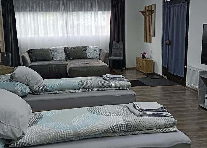 Ring Gaestehaus 홈스테이 첼트베크